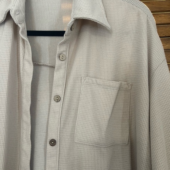 Tan Shacket - Picture 2 of 5